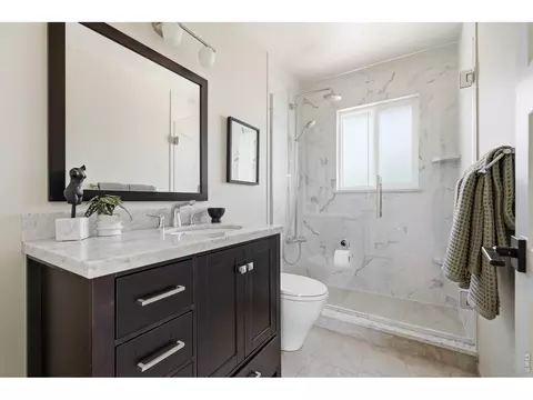 Bath - 720 Gillaspie Dr, Boulder, CO 80305 photo 1 of 3