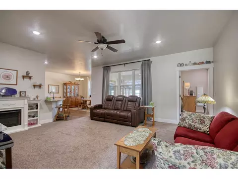 Living - 352 Howell Ave, Brush, CO 80723 photo 1 of 3