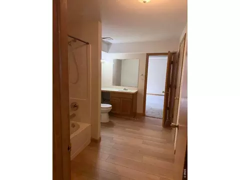 Bath - 629 Ash St, Windsor, CO 80550 photo 1 of 2
