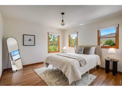 Bedroom - 9 Eagle Nest Ln, Lyons, CO 80540 photo 3 of 3