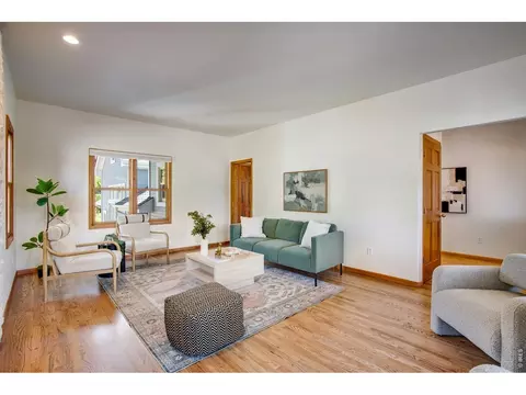 Living - 9 Eagle Nest Ln, Lyons, CO 80540 photo 2 of 2