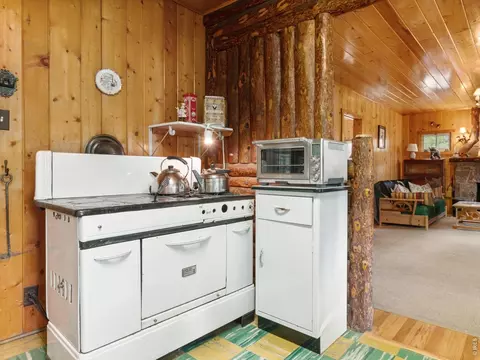 Kitchen - 2426 Riverside Dr, Lyons, CO 80540 photo 1 of 3