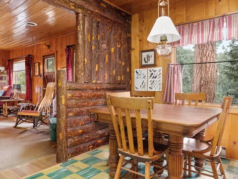 Dining - 2426 Riverside Dr, Lyons, CO 80540 photo 2 of 2