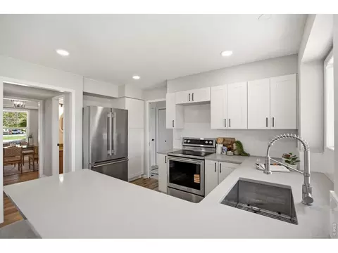 Kitchen - 201 Cheyenne Dr, Berthoud, CO 80513 photo 4 of 5