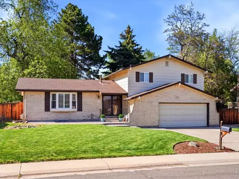 8923 W Warren Dr, Lakewood, CO 80227