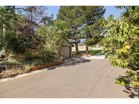 Exterior - 1656 Bradley Dr, Boulder, CO 80305 photo 7 of 10