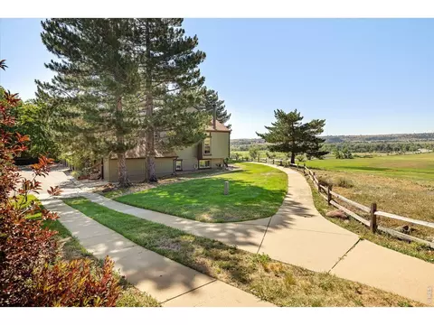 Exterior - 1656 Bradley Dr, Boulder, CO 80305 photo 2 of 10
