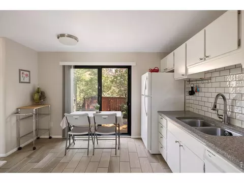 Kitchen - 1656 Bradley Dr, Boulder, CO 80305 photo 2 of 2