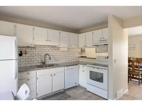 Kitchen - 1656 Bradley Dr, Boulder, CO 80305 photo 1 of 2
