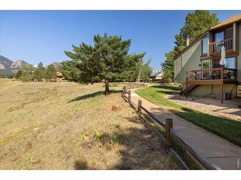Exterior - 1656 Bradley Dr, Boulder, CO 80305 photo 8 of 10