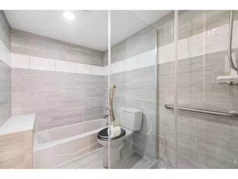 Bath - 7271 Siena Way, Boulder, CO 80301 photo 1 of 4