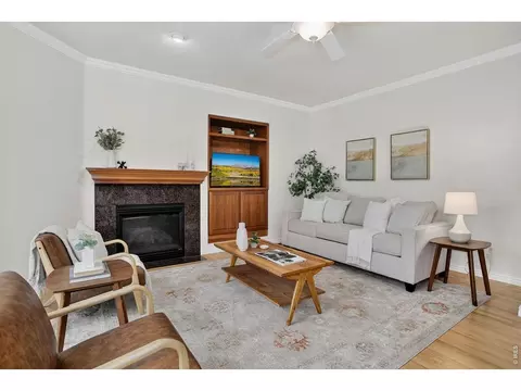Living - 1095 Terrace Cir, Boulder, CO 80304 photo 2 of 4