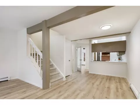 Living - 3118 Bell Dr, Boulder, CO 80301 photo 2 of 6