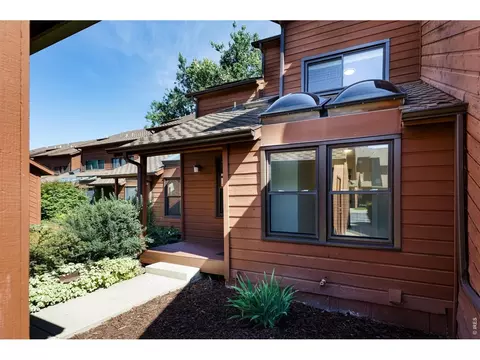 Exterior - 3118 Bell Dr, Boulder, CO 80301 photo 2 of 5