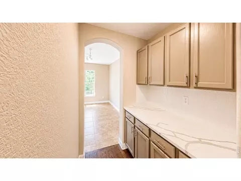 Entry Way - 2123 E 100th Pl, Thornton, CO 80229 photo 7 of 8