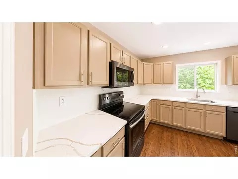 Kitchen - 2123 E 100th Pl, Thornton, CO 80229 photo 3 of 6