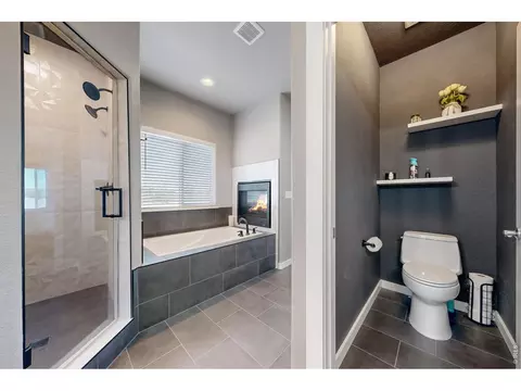 Bath - 1799 Tinkers Dr, Windsor, CO 80550 photo 6 of 8