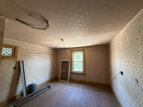 Bedroom - 601 Walnut St, Windsor, CO 80550 photo 5 of 6