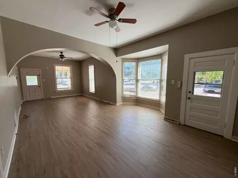 Living - 601 Walnut St, Windsor, CO 80550 photo 2 of 5