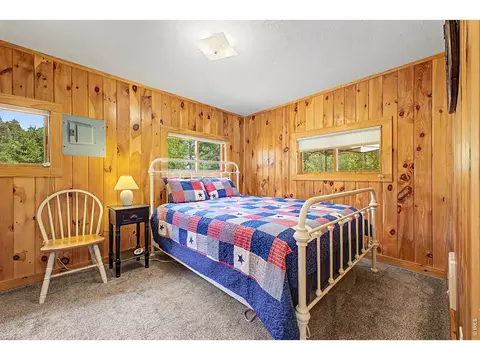 Bedroom - 259 Riverside Dr, Lyons, CO 80540 photo 1 of 4