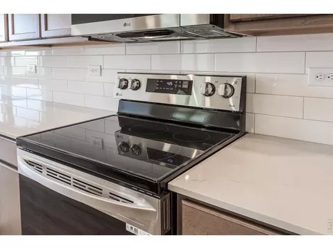 Kitchen - 734 Trumpet Ct, Windsor, CO 80550 photo 7 of 9