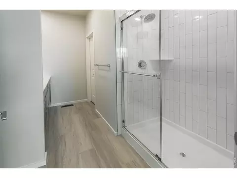 Bath - 734 Trumpet Ct, Windsor, CO 80550 photo 4 of 5