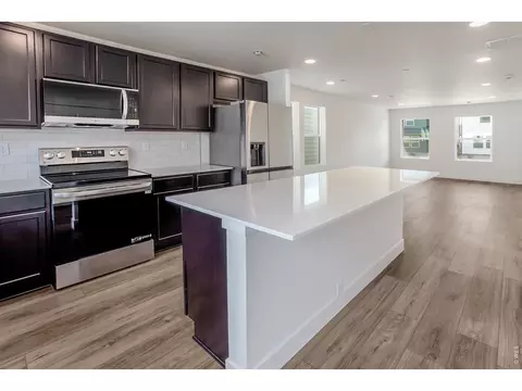 Kitchen - 955 Trumpet Ln, Windsor, CO 80550 photo 2 of 7