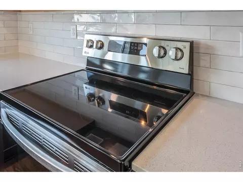 Kitchen - 955 Trumpet Ln, Windsor, CO 80550 photo 7 of 7