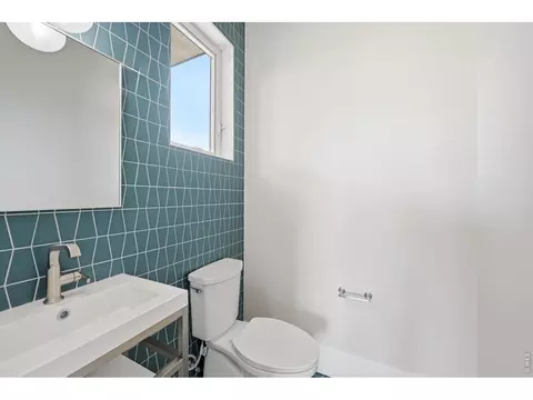 Bath - 1633 17th #A, Boulder, CO 80302 photo 5 of 5
