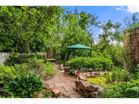 Exterior - 435 Arapahoe Ave, Boulder, CO 80302 photo 5 of 9
