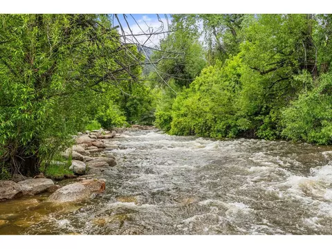 View/Area - 435 Arapahoe Ave, Boulder, CO 80302 photo 2 of 4