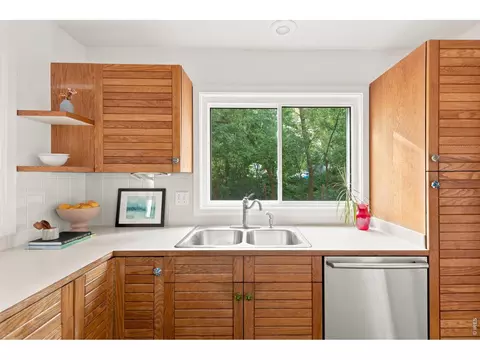 Kitchen - 3416 Iris Ct, Boulder, CO 80304 photo 1 of 2