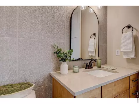 Bath - 1298 Burt Ave, Berthoud, CO 80513 photo 1 of 6