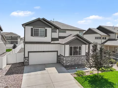 Exterior - 961 Ashbrook Dr, Windsor, CO 80550 photo 3 of 10