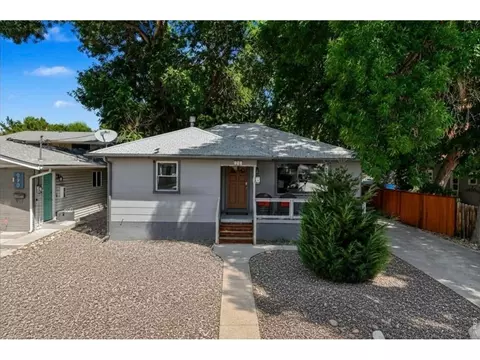 853 E 7th St, Loveland, CO 80537