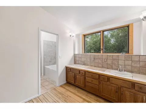 Bath - 1800 Sumac Ave, Boulder, CO 80304 photo 1 of 4