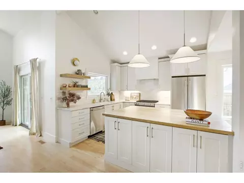 5630 Hummel Ln, Fort Collins, CO 80525