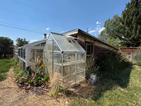 Exterior - 648 Harrison St, Walden, CO 80480 photo 4 of 8
