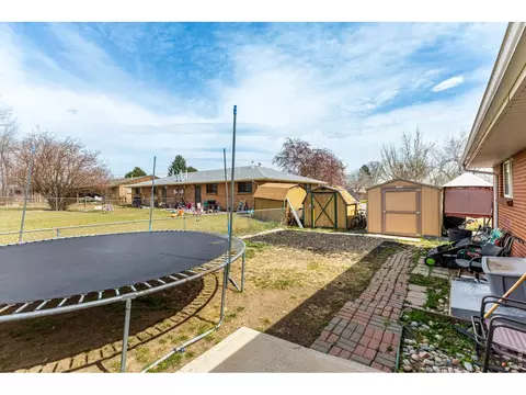 Exterior - 27 Newland Ct, Lakewood, CO 80226 photo 5 of 6