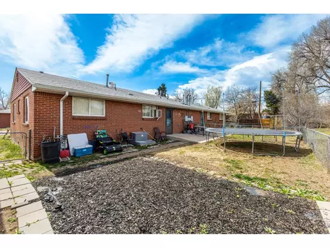 Exterior - 27 Newland Ct, Lakewood, CO 80226 photo 3 of 6