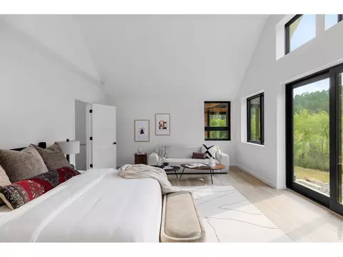 Bedroom - 2709 S Lakeridge Trl, Boulder, CO 80302 photo 2 of 4