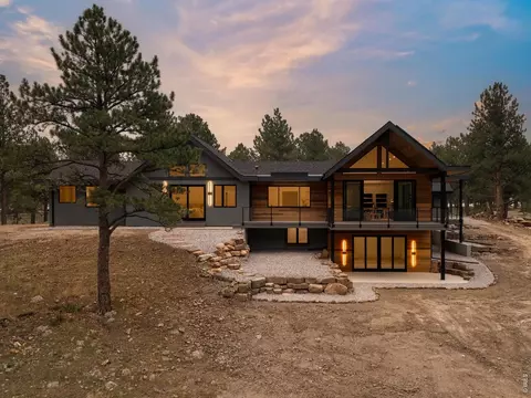 Exterior - 2709 S Lakeridge Trl, Boulder, CO 80302 photo 2 of 6