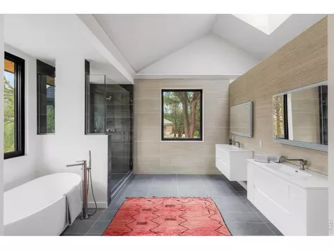 Bath - 2709 S Lakeridge Trl, Boulder, CO 80302 photo 1 of 3