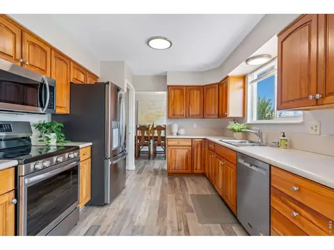 Kitchen - 4701 Meining Rd, Berthoud, CO 80513 photo 2 of 4