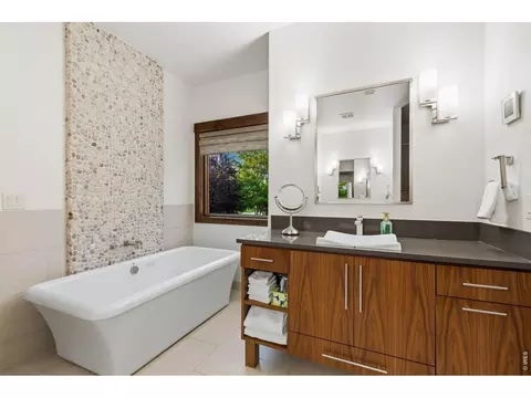 Bath - 5241 Hialeah Dr, Windsor, CO 80550 photo 1 of 4
