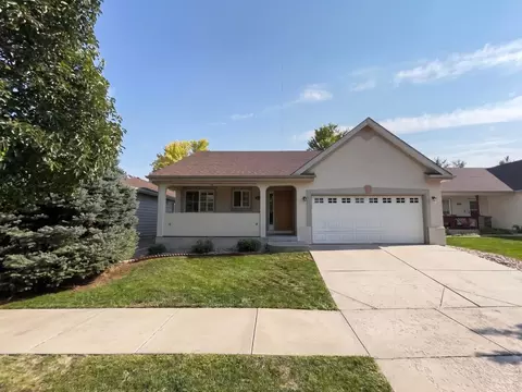 2266 Paonia St, Loveland, CO 80538