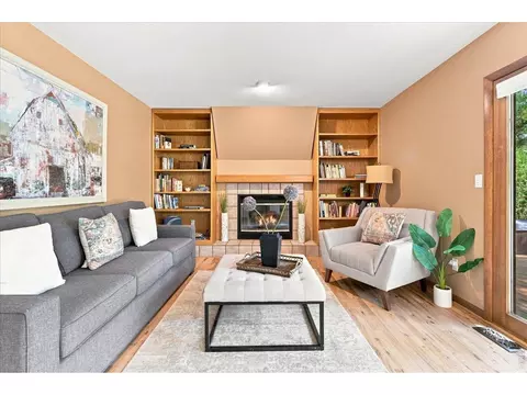 Living - 4636 Tally Ho Trl, Boulder, CO 80301 photo 2 of 4