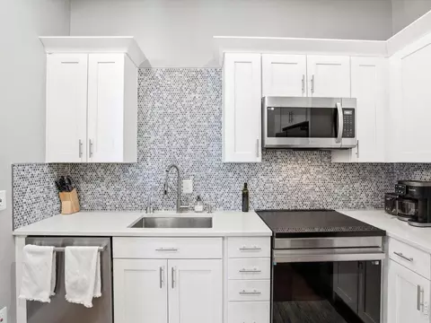 Kitchen - 807 E 14th Ave # 2, Denver, CO 80218 photo 2 of 5