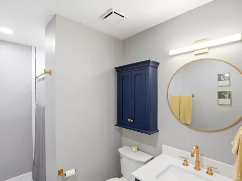 Bath - 807 E 14th Ave # 2, Denver, CO 80218 photo 3 of 6