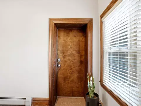 Entry Way - 807 E 14th Ave # 2, Denver, CO 80218 photo 2 of 4